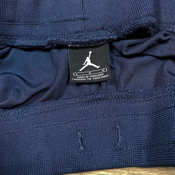 Sold - Picture 8 of 9